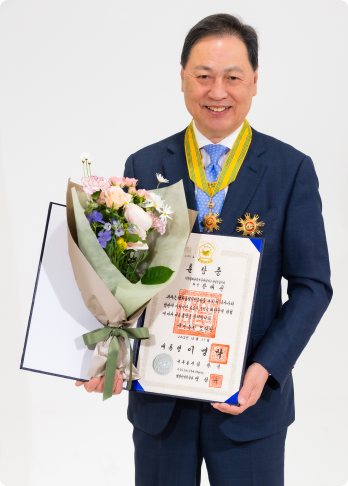 강태선 회장 ‘국민훈장 모란장’ 수상